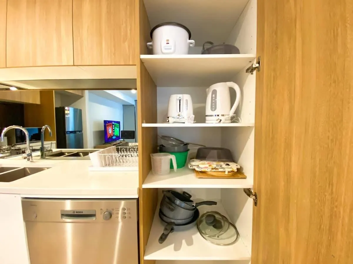 Stunning 2Br Apt @ Adelaide Cbd With Pool-Gym-Bbq